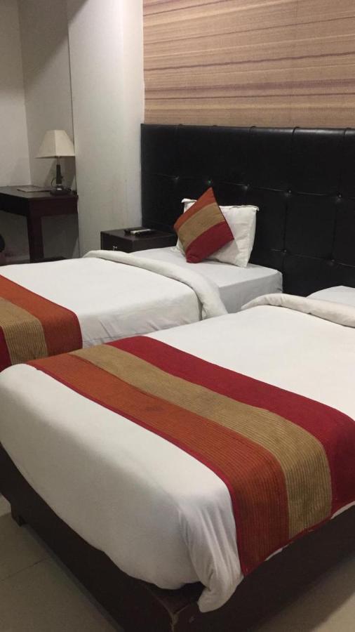 Hotel Patliputra Nirvana Patna  Exteriör bild