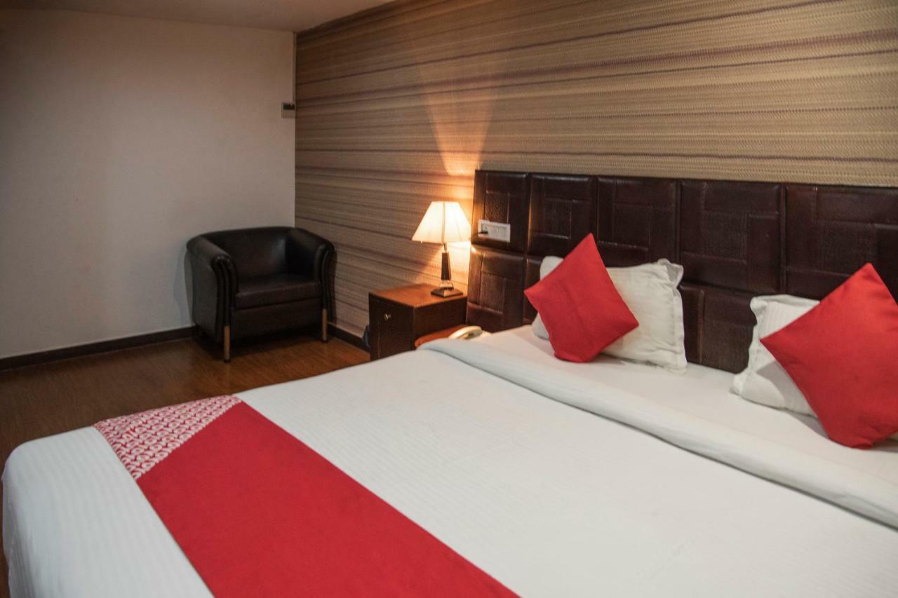 Hotel Patliputra Nirvana Patna  Exteriör bild
