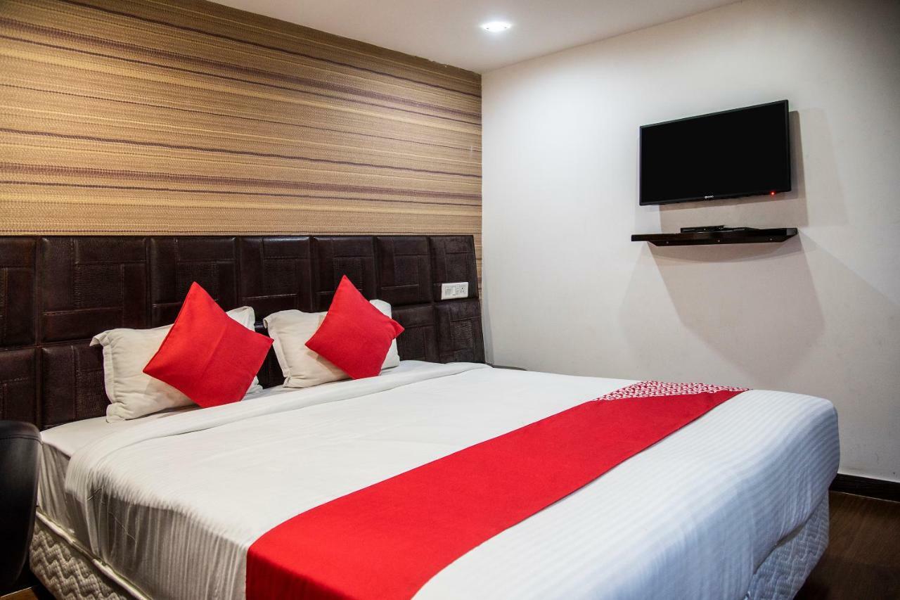 Hotel Patliputra Nirvana Patna  Exteriör bild