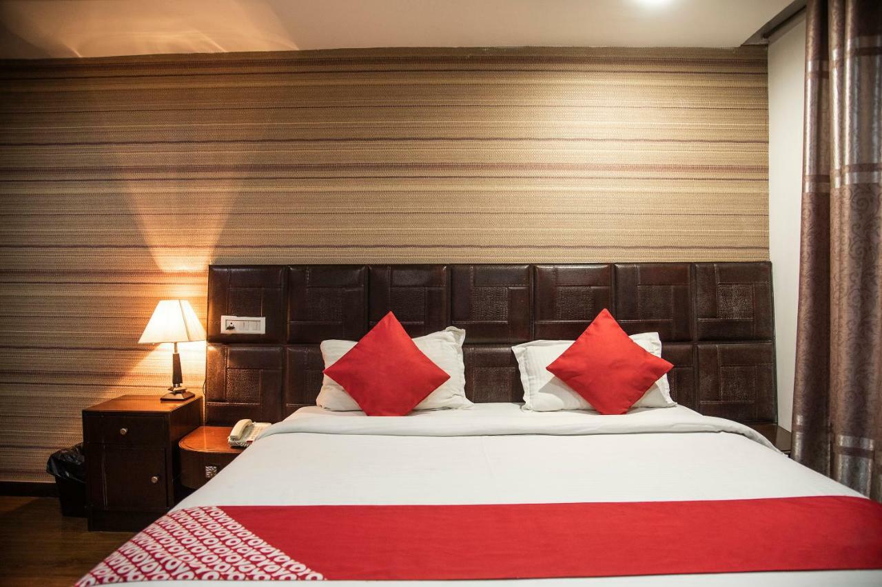 Hotel Patliputra Nirvana Patna  Exteriör bild